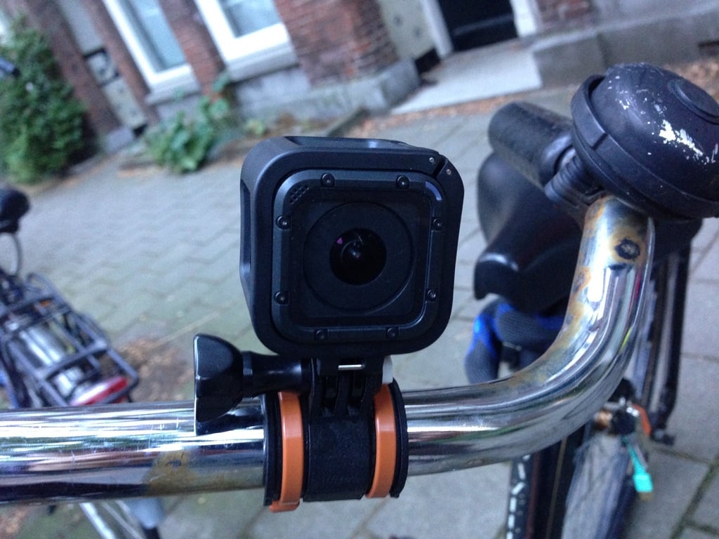 GoPro-Fahrradhalterung mit Reißverschlussgurten