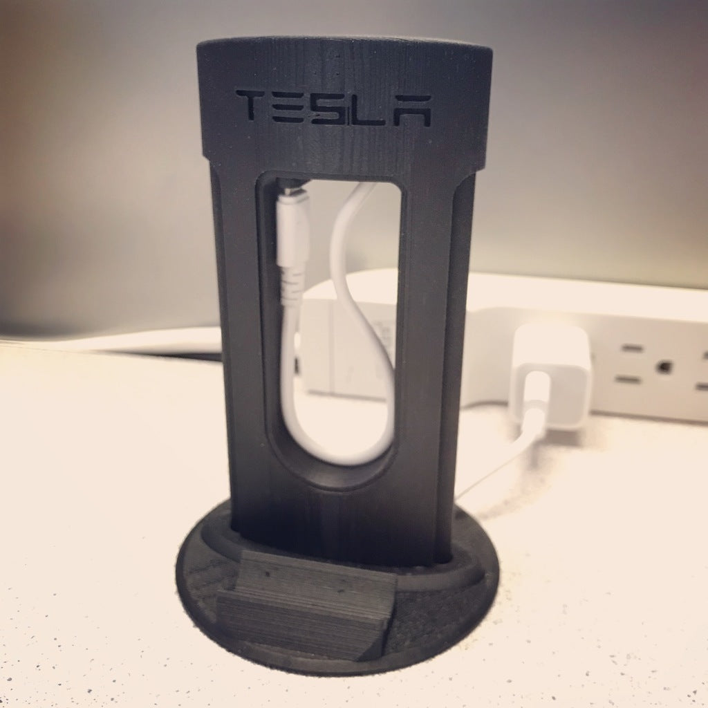 Tesla-Telefonladegerät für Schreibtischtülle