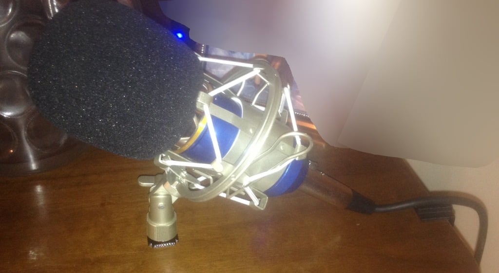 Mini-Mikrofonständer und Kabelklemme für den Schreibtisch