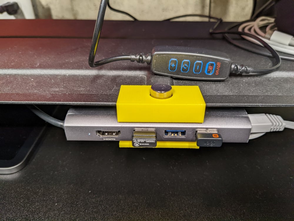 Anker Premium USB-C Hub Riser Clip mit Magnet