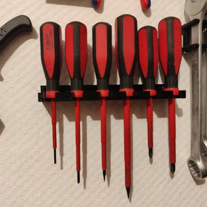Anpassbarer Schraubendreherhalter zur Wandmontage
