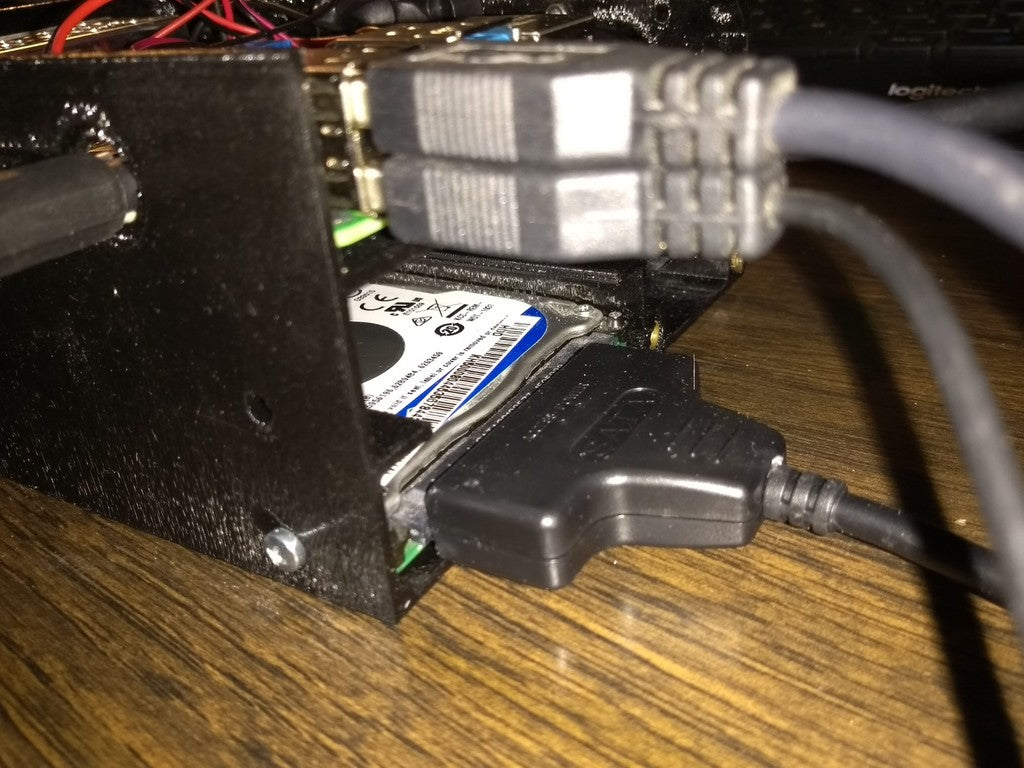 Desktop-Gehäuse für Raspberry Pi 4B mit Platz für Netzteil und SATA-Festplatten