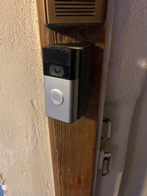 Ring Doorbell-Montagehalterung der 2. Generation mit 45°-Winkel und 5°-Verstellung nach oben
