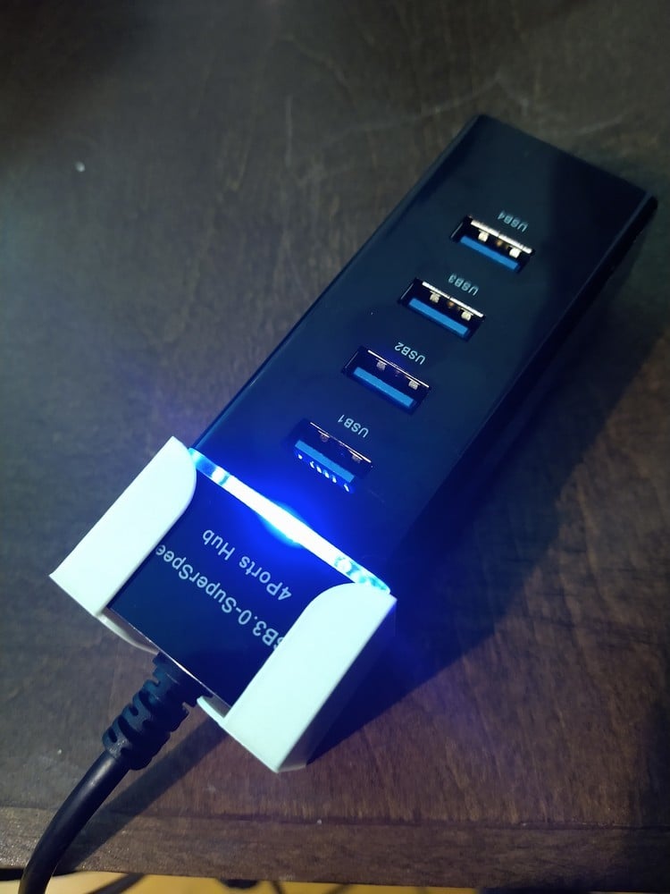 Wandmontage für USB-Hub