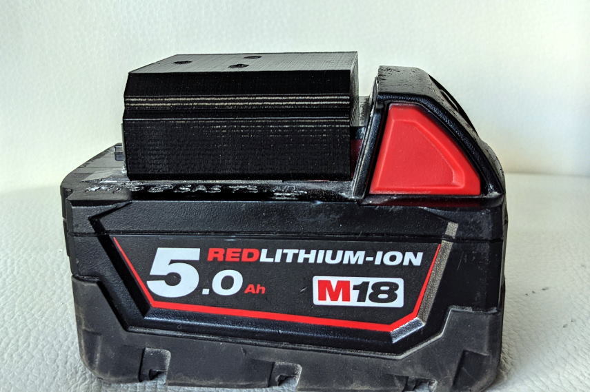 Batteriehalter für Milwaukee M18
