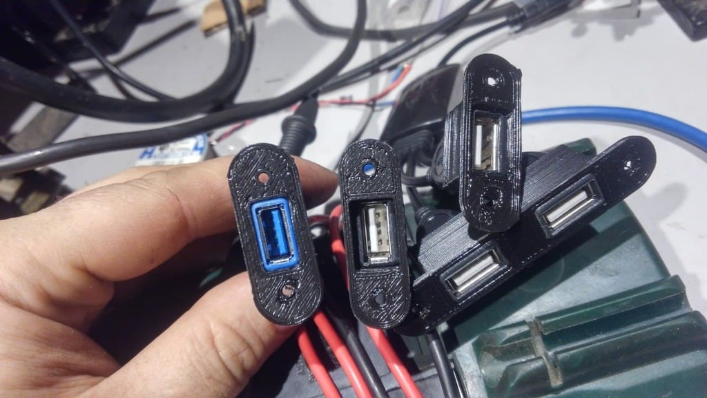 Flansch für USB-Kabelhalter für 4-Port-USB-Hub und USB3-Verlängerungskabel
