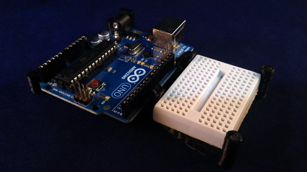 Arduino Uno und Mini-Breadboard-Halter